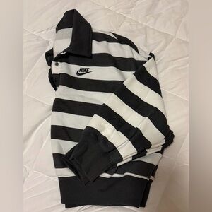 Nike Black and White Fleece Sweatshirt